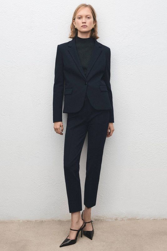 Mango getailleerde blazer marineblauw