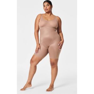 SPANX Thinstincts 2.0 medium corrigerende Closed-Bust Mid-Thigh bodysuit donkerbeige