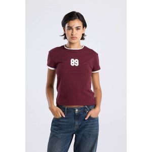 America Today - T-shirt - Donkerrood