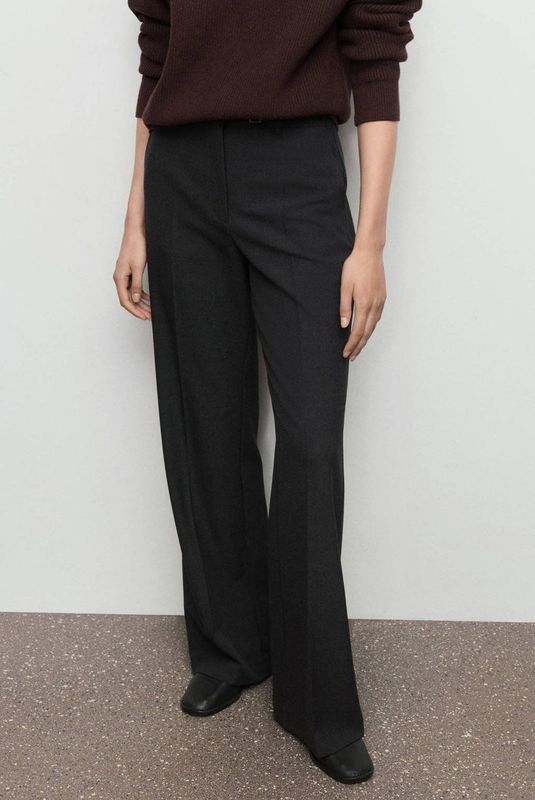 Mango flared regular waist flared broek zwart