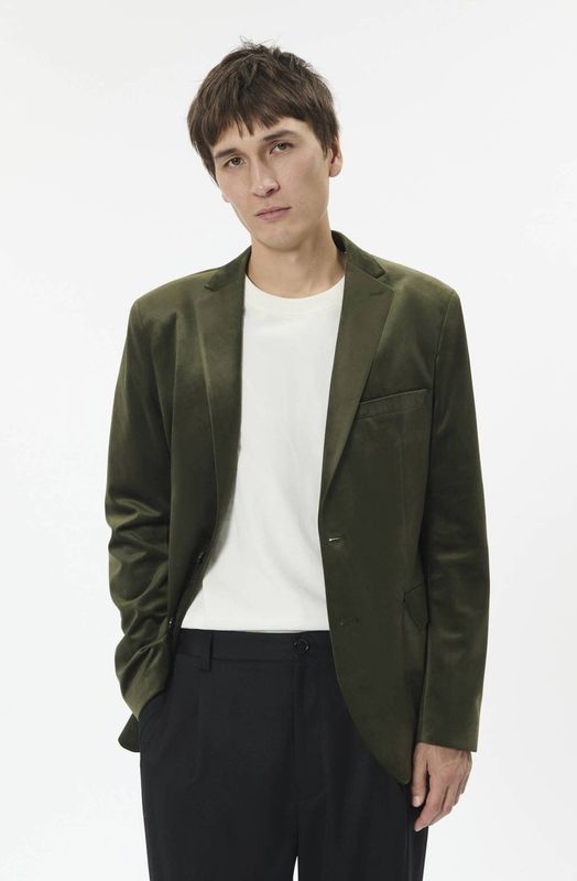 Matinique Colbert 'MAGeorge'  donkergroen