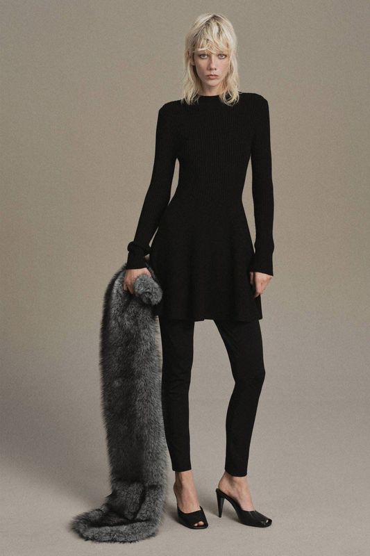 MANGO Gebreide jurk 'PEPLUM'  zwart