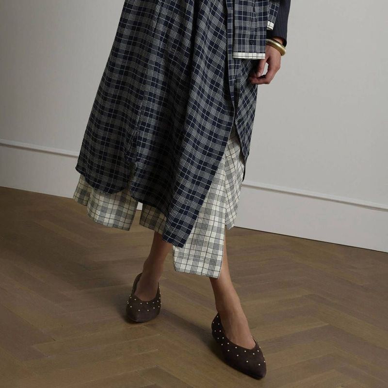 Manfield - Bruine Suède Loafers - Dames - Met Studs