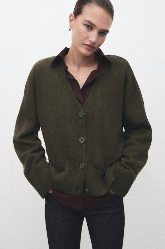 MANGO - Gebreid Vest - Olijfgroen - V-hals - Lange Mouw