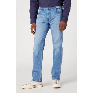 Wrangler straight fit jeans Greensboro cool twist