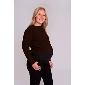 LOVE2WAIT gebreide cropped zwangerschaps trui bruin