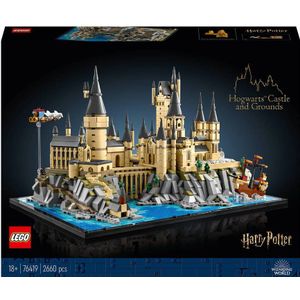 LEGO Harry Potter Kasteel Zweinstein en terrein 76419