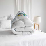 Swedish Sky - Luxe Non-Allergisch Wasbaar Dekbed - Wit - Holle Vezel - 240x200 cm