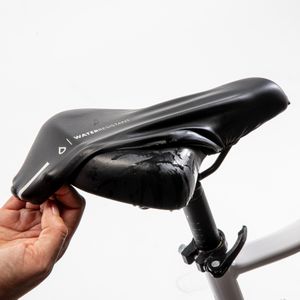 Zadelhoes voor fietszadel waterresist zwart