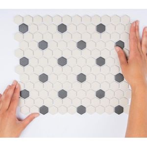 The Mosaic Factory London mozaïektegel - 26x30cm - wand en vloertegel - Zeshoek/Hexagon - Porselein White + Black Mat LOH-Mayfair-18