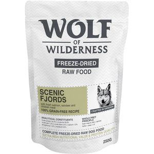Wolf of Wilderness ""Scenic Fjords"" - Rendier, Zalm en Kip - 250 g