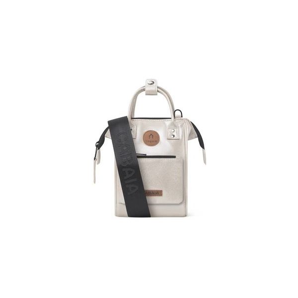 Fendi nektas hotsell