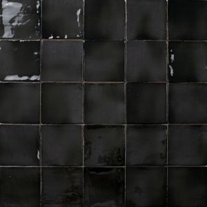 Wandtegel 10x10cm Manacor zwart handvorm glans