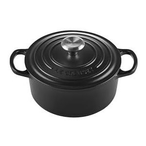 Le Creuset Signature Geëmailleerde Gietijzeren Cocotte met Deksel, Ø 18 cm, Rond, 1,8 L, 2,572 kg, Mat Zwart, 21177180000430