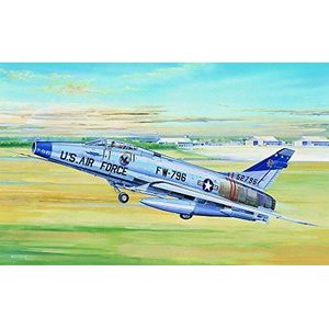 Trumpeter 02232 modelbouwset North American F-100D Super Sabre