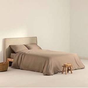 BELUM - Satijnen dekbedovertrek met draaddichtheid 300 voor 80 cm bed - Productafmetingen: 140 x 200 cm - Kleur: Greige | Satijnen dekbedovertrek - Sluiting met transparante verborgen knopen.