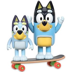 Bluey BLY00400 Paar Bluey en Papa Bandit sportversie met afneembaar skateboard, zoals te zien op tv, voor kinderen vanaf 3 jaar, waardevolle spellen, meerkleurig