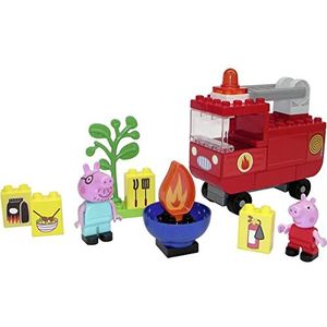BIG - Bloxx Peppa Pig Brandweerwagen - Peppa Pig bouwset - Big Bloxx bouwset met Peppa en Papa Pig - 40-delig - Voor kinderen vanaf 18 maanden