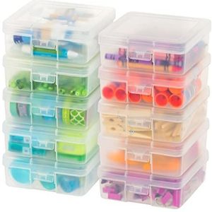 IRIS USA 10 stuks kleine plastic opbergcontainers met afsluitbaar deksel voor potloden, potloden, linten, wahi-lint, kralen, zelfklevend, draad, ornamenten, stapelbaar, transparant