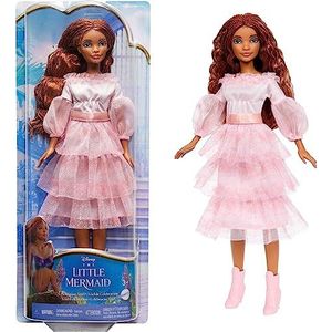 Mattel Disney Ariel de zeemeermin HPD90 Feestelijke Ariel pop met roze jurk en rood haar, beweegbaar met 5 gewrichten en haarplezier, voor kinderen vanaf 3 jaar