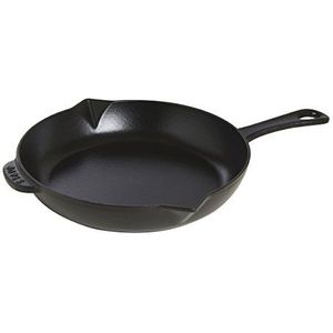 STAUB Gietijzeren braadpan 26 cm met schenktuit geschikt voor alle warmtebronnen, zwart