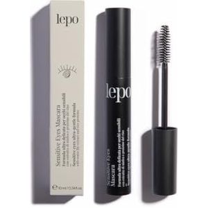 LEPO | Sensitive Eyes mascara met ultra delicate formule, waterlelieextract en rijsteiwit voor een gevoelige, volumineuze en gedefinieerde look.