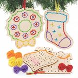 Baker Ross FC244 Kerstdecoratiesets voor kinderen, van hout om aan te trekken, 5 stuks, naaiset voor beginners, naaiset voor kinderen, borduurset voor beginners, creatieve vrije tijd voor kinderen