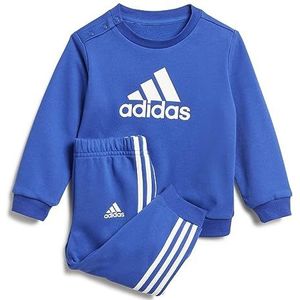 adidas Badge of Sport joggingpak voor kleine kinderen, van zachte sweaterstof, uniseks - Semi Lucid Blue / White (blauw / wit), 9-12 maanden
