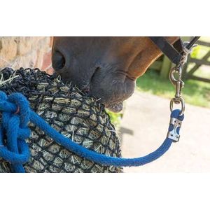 Trickle Net ® - Het meest effectieve en krachtigste hooinet voor uw paard. Aanbevolen door dierenartsen voor gewichtscontrole van laminitis of spijsverteringsstoornissen. Koop de manier, koop emaal!