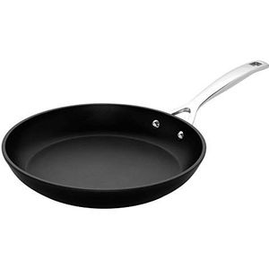 Le Creuset 962030260 Koekenpan, gehard, antiaanbaklaag, ondiep, diameter van 26 cm, zwart