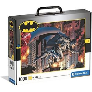 Clementoni 39678 Batman in Suitcase puzzel 1000 stukjes voor volwassenen en kinderen vanaf 10 jaar behendigheidsspel voor het hele gezin, meerkleurig, M