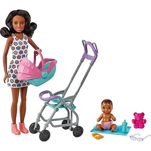 Barbie Skipper Babysitters Inc. Speelset met babysitter pop (bruin krullend haar), kinderwagen, pop en 5 accessoires, speelgoed voor kinderen vanaf 3 jaar