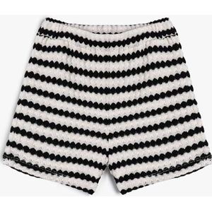 Koton Short élastique crocheted pour fille, Black Stripe (9s9), 4-5 Jahre