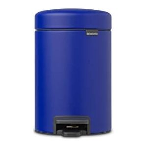 Brabantia - NewIcon 3L pedaalemmer - Kleine afvalemmer voor badkamer - Soft-Close deksel - Lichtgewicht pedaal - Uitneembare binnenemmer - Antislip - Powerful Blue - 17 x 24 x 27 cm