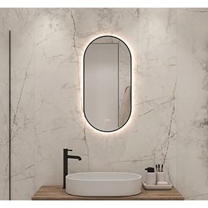 Schaere Led-verlichte badkamerspiegel met sensor en verwarming, 140 x 60 cm