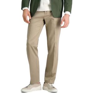 Haggar Hoogwaardige herenbroek kaki regular fit met flexibele riem, kaki, 42W/32L, Khaki (stad)