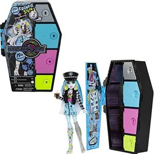 Monster High HKY62 Monsterlijke geheimen Frankie Stein Set met pop, bekleding, kluisje en meer dan 19 accessoires, kinderspeelgoed, vanaf 4 jaar