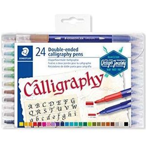 Staedtler Calligraph Duo viltstiften met twee punten voor kalligrafie, 2,0 mm en 3,5 mm wigpunt, kunststof etui met 24 bijpassende kalligrafiestiften, 3005 TB24