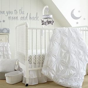 Levtex Baby - Willow Crib Bed Set - Baby Nursery Set - Wit - Zachte Rozet Pintuck - 5-delige set Inclusief Quilt, Fitted Sheet, Luier Stacker, Wall Decal & Crib Skirt/Dust Ruffle