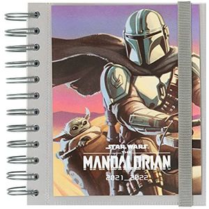 Grupo Erik - Schoolagenda 2021 2022 Star Wars The Mandalorian | Dagkalender van augustus tot juni – Spiraalplanner 14,5 x 16 cm | ideaal voor de college of scholieren