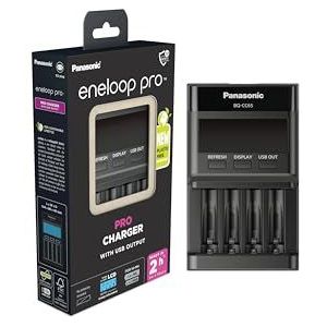 Panasonic Eneloop Pro Snelle Charger Met LCD Display - BQ-CC65E - zwart