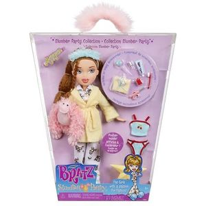 Bratz Slumber Party Meygan modepop, met 2 pyjama's, pluche dieren en accessoires, geschikt voor kinderen en verzamelaars