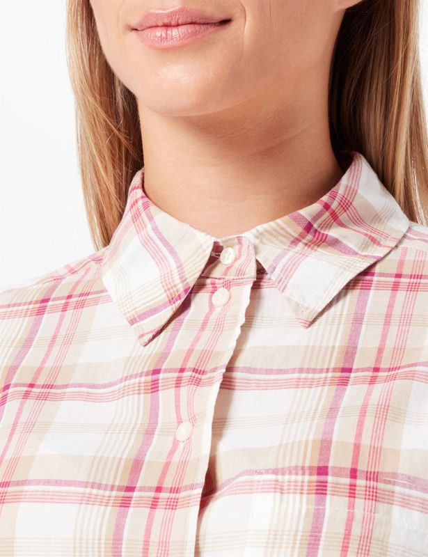 Langarmblusen Blouse, long sleeve, kent collar, p 38