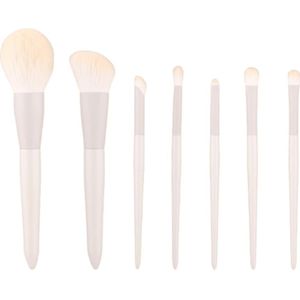 Technique Pro Feather Lite Makeup Brush Set Penselensets Beige