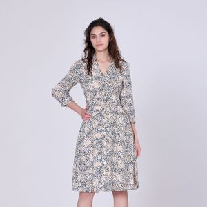 Minimalistische gedrukte theesjurk en 3/4 mouwen