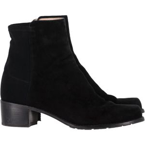 Stuart Weitzman Enkelboots in Zwart Suède