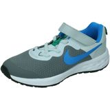 Nike Revolution 6