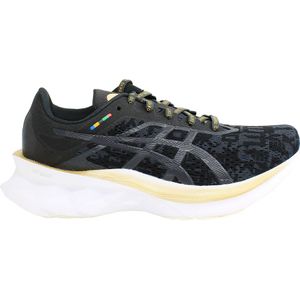 Asics NovaBlast - Dames Sportschoenen - Zwart