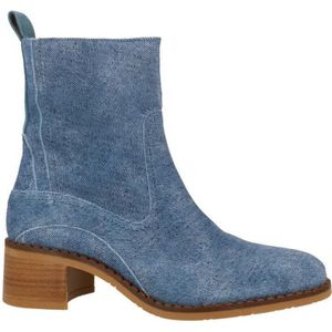 Piedi Nudi Bella 08.06