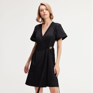 Minimalistische wrap jurk